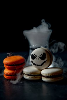 Oh no one mean macaron