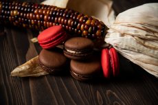 French Macarons for Halloween